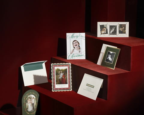 thumbnail Premium design brand Minted today announced this year’s holiday card trends, including tremendous growth in vintage-inspired photography, the resurgence of heritage patterns like toile and gingham, and the rise of modern folk illustration. Shown here are holiday card designs (top to bottom) by Minted artists Tamara Hilje, Alston Foster, Sara Harding, Olivia Raufman, Kate Ahn, and Erin L. Wilson. Courtesy of Minted.