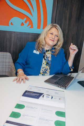 thumbnail Fifth Third's financial centers are staffed with knowledgeable bankers offering award winning customer service.