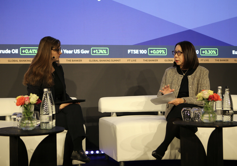 original Rachael Kao (right), President of CTBC Financial Holding, joins the “CEO Keynote interview” at the Financial Times Global Banking Summit 2025, engaging in a discussion with moderator Kimberley Long (left) on CTBC’s development and trends in the banking industry. / Courtesy of CTBC Financial Holding
