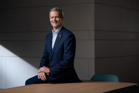 original Robert Stone, Chief Executive Officer, Helen and Morgan Chu Chief Executive Officer Distinguished Chair, City of Hope, has been recognized as one of the most influential leaders by two top health care trade publications.