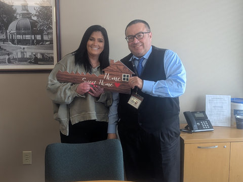 original First-time homebuyer Kathryn Hazleton celebrates achieving homeownership with housing counseling support from La Casa de Esperanza and $10,000 in down payment assistance through FHLBank Chicago’s Downpayment Plus® Program.