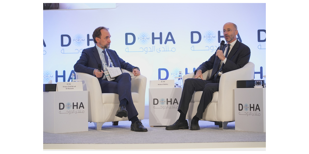 ドーハ・ディベート、「In The Room: The Negotiators Podcast」ライブをドーハ・フォーラムにて開催