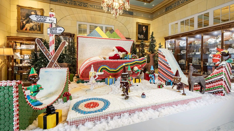 thumbnail The Broadmoor (1918) Colorado Springs, Colorado. Credit: Historic Hotels of America and The Broadmoor.