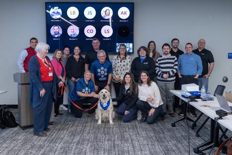 Fastenal Joins Red Cross Disaster Responder Program. Fastenal Community Involvement Team Members pose with Red Cross Service to Armed Forces staff during a Resiliency training event.