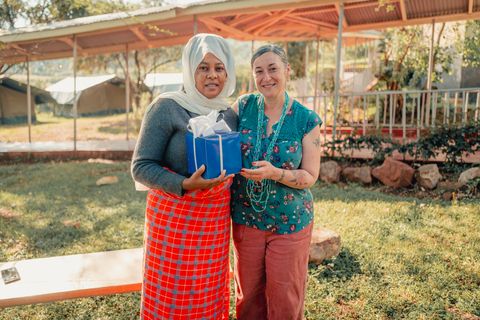 thumbnail Klick Health released its ‘Many Hands’ holiday video featuring Mara community members as they travel to Baraka Hospital in rural Kenya for life-saving surgery. Patients were paired up with Klick team members (representing the company’s 1,600 employees and 1,600 surgeries provided in their names), who traveled to the region to build meaningful connections and witness how mutual trust and collaboration can drive progress.  
The video can be seen on YouTube at https://bit.ly/4aHK5RO. For every view, Klick will donate $1 to Baraka Hospital (up to $10,000). Viewers are also encouraged to donate via the QR code at the end of the video. 
