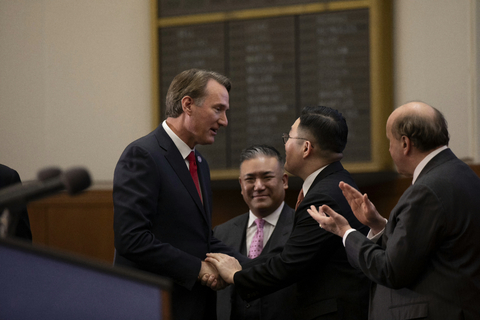 original Virginia Governor Glenn Youngkin with Bon-Kyu Koo President & CEO, LS Cable & System; (background) Paul Dabbar, U.S. Deputy Secretary of Commerce, and Patrick Y. Shim, Managing Director, LS Cable & System