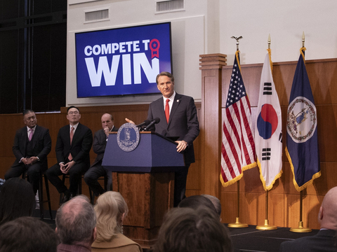 thumbnail Governor Glenn Youngkin, 74th Governor, Commonwealth of Virginia