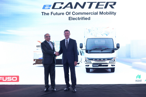 thumbnail Senior executives mark the UAE launch of the FUSO eCanter. (Photo: AETOSWire)