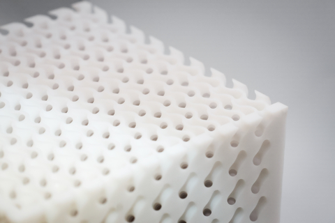 original One of Supra’s proprietary cartridges, engineered with custom microchannel geometry to maximize selectivity and flow rate beyond incumbent critical mineral recovery methods. Photo credit: Genesis Cosme, The University of Texas at Austin.