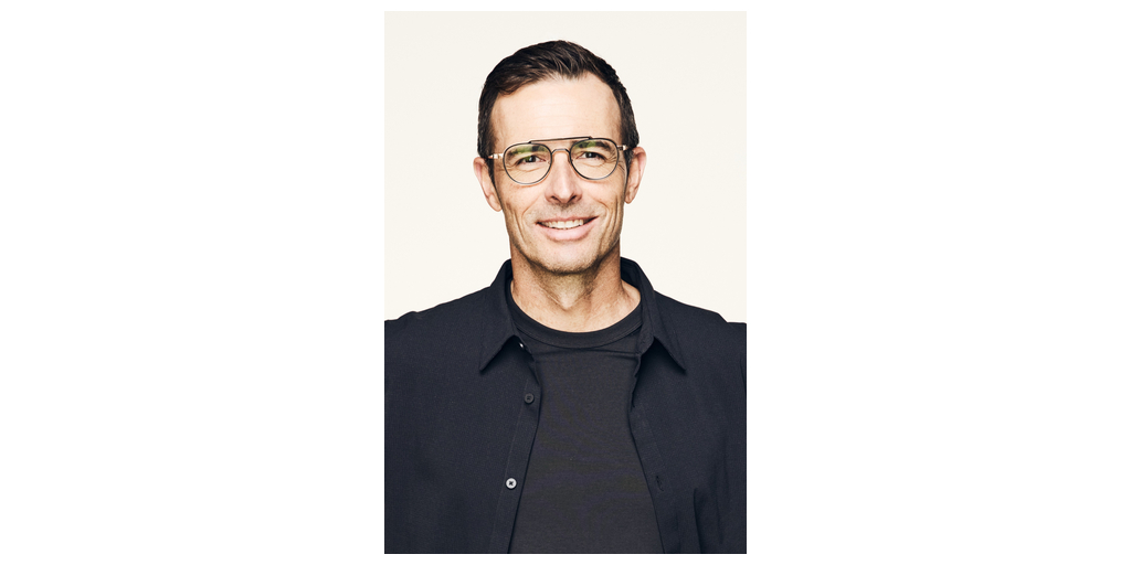 ウエラ・カンパニー、新CEOにカルビン・マクドナルドが就任
