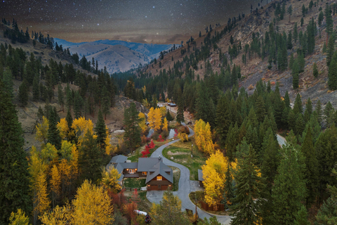 This historic property, known as Medicine Hot Springs, spans 119 acres in Montana’s Bitterroot Valley, where the television series ‘Yellowstone’ was filmed. Set in one of the nation’s premier fly-fishing and hunting regions, this rare Montana offering will be auctioned by Elite Auctions on March 10. (Photo Credit: Kiln Media)