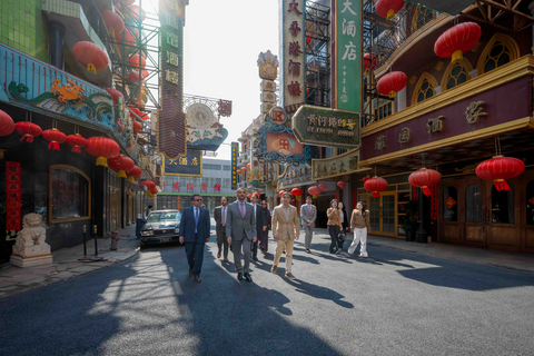 thumbnail Sultan bin Ahmed visits Shanghai Film Studios, Film Park and Stadium (Photo: AETOSWire)