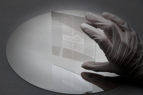FIGURE 1. Conceptual demonstration of a large 100mm x 100mm interposer substrate enabled by Wolfspeed® 300mm SiC wafer.