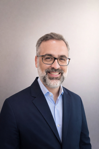 Alvaro Grande joins the team in the US as Head of Services.