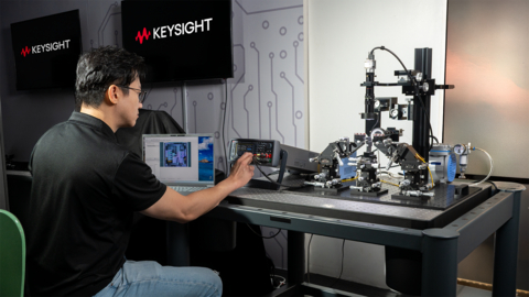 Keysight’s semiconductor teaching lab solutions give students hands-on experience with industry-standard semiconductor test tools and workflows.