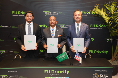 Pictured (left to right): H.E. Abdulmalik Tariq Al-Qahtani (Chief Executive Officer of AHQ and Chairman of ATQ Hospitality Group), Lakshmi Narayanan (Patel Family Office Vice Chairman and Managing Partner), Matt Jordan (Vice-Chairman of ATQ).