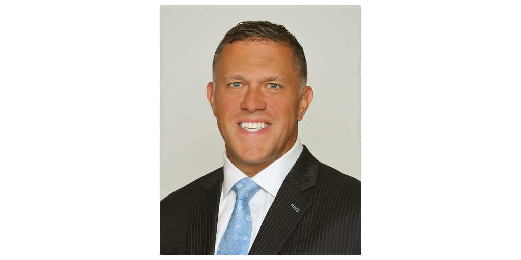 Insulet Appoints Mike Panos as Chief Commercial Officer 1 Mike Panos Head Shot Light Background