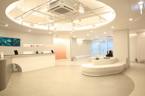original Lobby of REBERRY Clinic, Incheon Airport (Image: REBERRY Clinic)
