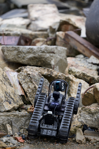 Unveiled at Modern Day Marine 2026, Teledyne FLIR Defense announced the expansion of its Third-Party Payload Integration Program with the certification of Emesent’s Hovermap LiDAR Payload. The agreement will deliver Emesent’s GPS-denied 3D-mapping capabilities across Teledyne FLIR’s unmanned aerial systems (UAS), ground robots, and radiation detection platforms. Mounted on the company’s SUGV™ 325 ground robot, Hovermap provides users with persistent 3D awareness of complex enclosed environments streamed in real-time.