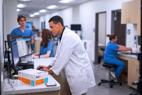 original As Market Conditions Shift, FedEx Helps Businesses Keep Goods Moving (Photo: AETOSWire)