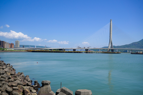 Il Danjiang Bridge è un punto di riferimento iconico di Taiwan riconosciuto a livello globale. (Foto fornita da Highway Bureau, Motc)