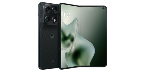 The all-new motorola razr fold with 6Rx and 5G Advanced technologies can deliver up to 20% faster download speeds for more reliable streaming and downloads, all on America’s Best Network.