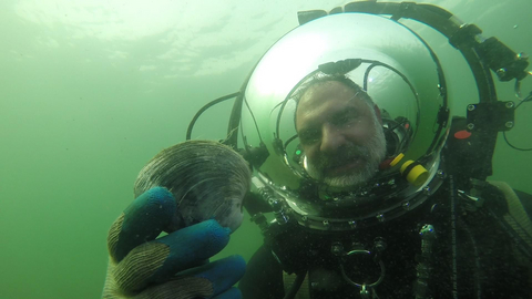 original Green Oceans newly appointed President, Michael Lombardi, has a lifetime of professional exposure beneath the sea, affording the organization with unique insights in both science and industry.