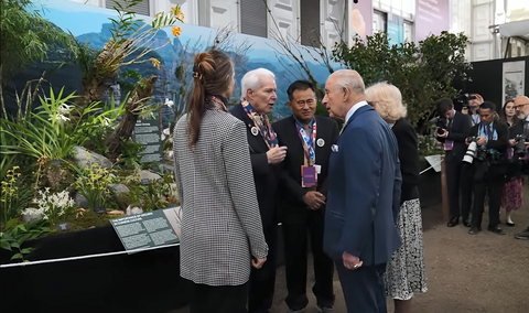 CEA's Senior Advisor, Parke Wright, King Charles III, Queen Camilla, and Dr. Chu Jianjun at the 2026 RHS Chelsea Flower Show.