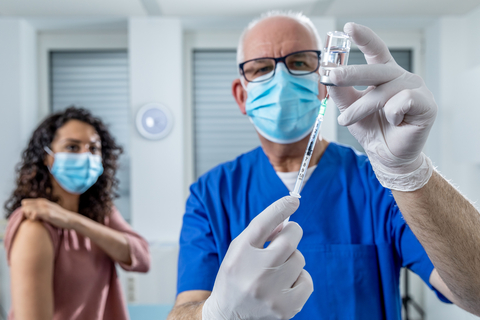 thumbnail SCHOTT Pharma’s core vials are critical primary packaging for vaccines and other life-saving drugs. (Credit: SCHOTT Pharma, Oana Szekely)