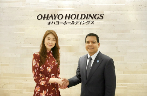 original From left: Ms. Yoko Yamazaki, CEO of Ohayo Dairy Products Co., Ltd., and Mr. Anis Uzzaman, Founder and CEO of Pegasus Tech Ventures. Photo taken at Ohayo Holdings headquarters.
