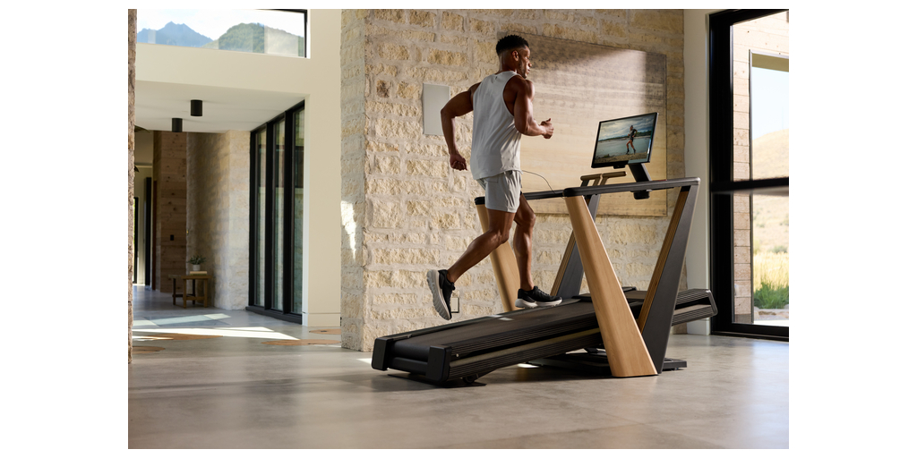 NordicTrack Ultra 1 Wins the Red Dot Award: Product Design 2026 1 NTL99925 1M00 Ultra1 Devin Smith Park City Lifestyle1385