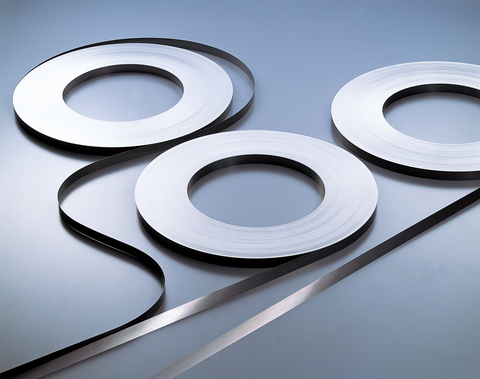 original By reducing the thickness of the electrical steel strip, eddy current loss (core loss) can be significantly lowered. Eddy currents are electrical currents generated within the electrical steel strip by alternating magnetic fields; they are a primary factor that increases core loss.