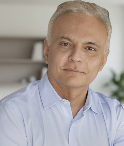 original Deepak Thakkar, Ph.D., Chief Commercial Officer, DG Matrix