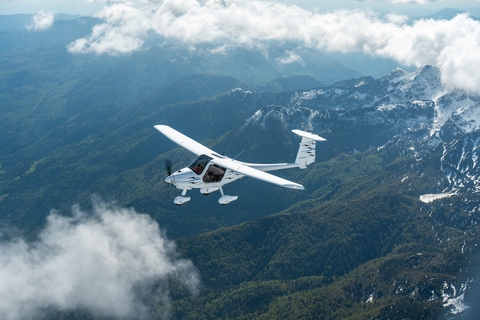 original New Pipistrel Voyager brings next generation training capabilities and access to flight schools (Photo Credit: Pipistrel, a Textron Inc. company and an affiliate of Textron Aviation Inc.)
