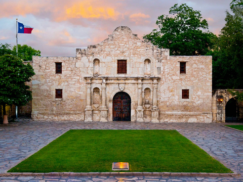 original The Alamo shares a rich and deeply connected history with the U.S. military. From 1845 through 1877, the U.S. Army called the Alamo home, utilizing the Church and its grounds as a quartermaster depot. During that era, the Army added a roof to the Church that featured its iconic parapet arch—a shape that is now recognized across the world as the definitive symbol of the Alamo. The Army's time at the historic site paved the way for San Antonio to become modern-day Military City USA.