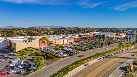original Henderson Park and Lowe have acquired Plaza Bonita, a 1,031,000 square foot enclosed regional shopping mall in National City, Calif., a suburb of San Diego. Photo: Lowe