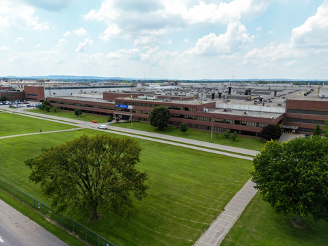 thumbnail Aerial of AP2 Building at Appliance Park home of front load laundry fabrication and paint. (Photo: GE Appliances, a Haier company)