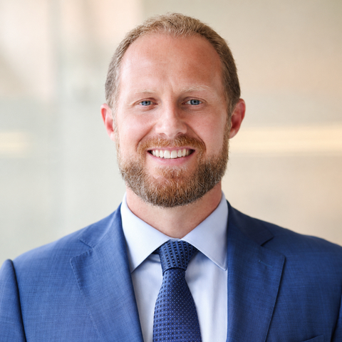 original Dr. Zack Ellison, DBA, MBA, MS, CFA, CAIA, is the Founder and Managing General Partner of Applied Real Intelligence (A.R.I.) and Chief Investment Officer of the A.R.I. Senior Secured Growth Credit Fund. With more than 20 years of experience across leveraged lending, investment banking, fixed income portfolio management, and corporate credit trading, Dr. Ellison leads A.R.I.'s research-driven investment platform and oversees its disciplined approach to private markets investing. He earned a Doctor of Business Administration from the University of Florida, an MBA from the University of Chicago Booth School of Business, and an MS in Risk Management from NYU Stern School of Business. Under his leadership, A.R.I. developed the proprietary 7S Investment Methodology™ and continues expanding its institutional investment platform through private credit, structured private equity, and differentiated real asset investment strategies designed to meet the evolving needs of sophisticated investors.
