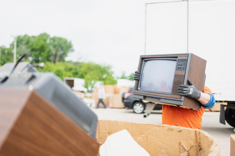 original Oregon residents can now recycle an expanded list of electronic devices at no cost through the state's enhanced Oregon E-Cycles Program