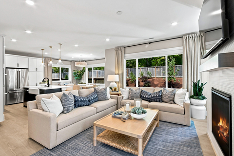 Plateau at Liberty Bay homes feature a relaxed coastal craftsmanship design style. Photo credit: ImageArts Productions for Tri Pointe Homes.