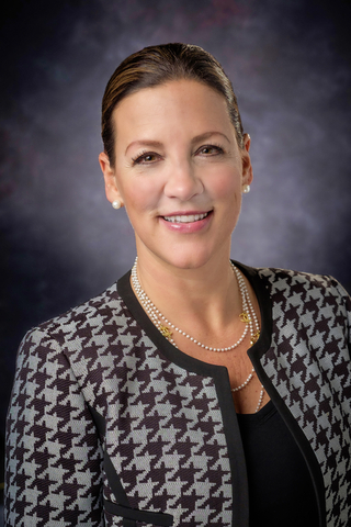 Dr. Laurie Heinz, EdD, has joined OrganicLife as Vice President of Educational Partnerships. In her new role, Heinz will work closely with school district leaders, boards of education and community stakeholders to strengthen OrganicLife’s district partnerships, support retention efforts and help expand awareness of the company’s student-centered approach to school nutrition.