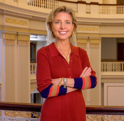 original The SW Graduate School of Banking (SWGSB) at SMU Cox has added Kit Sawers, inaugural CEO of SMU's new Dallas Office, as a trustee to its board roster of highly respected advisors.
