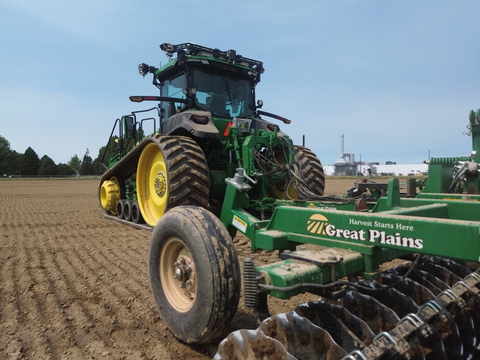 original Tractors running Carbon Autonomy will connect real-time data from Great Plains’ equipment and enable autonomous adjustments on the fly.
