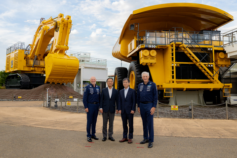 thumbnail From left: Peter Kenyon, Board Adviser, Atlassian Williams F1 Team; Yasuji Nishiura, Senior Executive Officer, Komatsu Ltd.; Takuya Imayoshi, President and CEO, Komatsu Ltd.; and Matthew Savage, Chairman, Atlassian Williams F1 Team, stand in front of a Komatsu excavator and mining truck in Komatsu City, Japan.