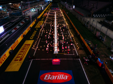 original La Tavolata by Barilla on the starting grid of the Monza circuit.