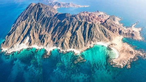 thumbnail Moving Forward in Oman: Orascom, Samih Sawiris and Muriya Keep Building (Photo: AETOSWire)