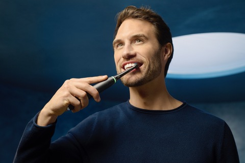 original Oral-B iO10