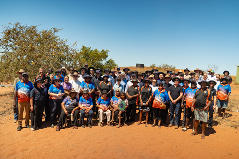 original Nyangumarta Warrarn Aboriginal Corporation and community members gathered alongside representatives from the Yamatji Marlpa Aboriginal Corporation, Rio Tinto, and Sumitomo Metal Mining.