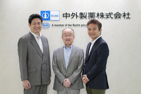 original From left: Dr. Kitazawa, Dr. Hattori, and Dr. Igawa