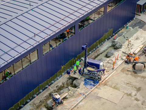 Dig Energy's drill operating at 100MAG site